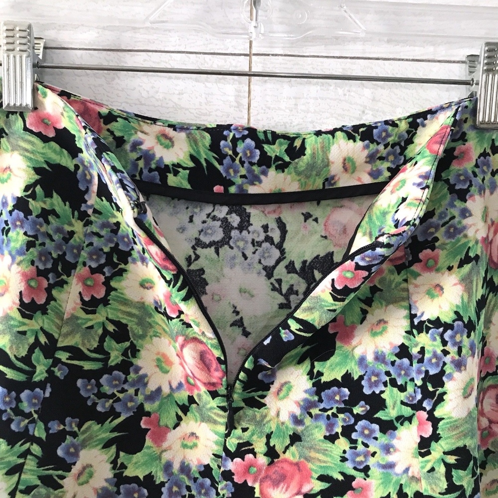 Forever 21 Green Floral Print Flare Skater Skirt - Picture 8 of 8